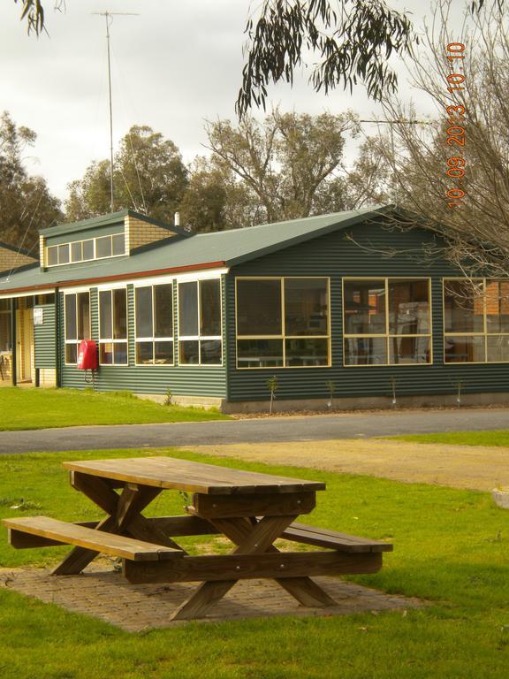 Holbrook Motor Village Exterior foto